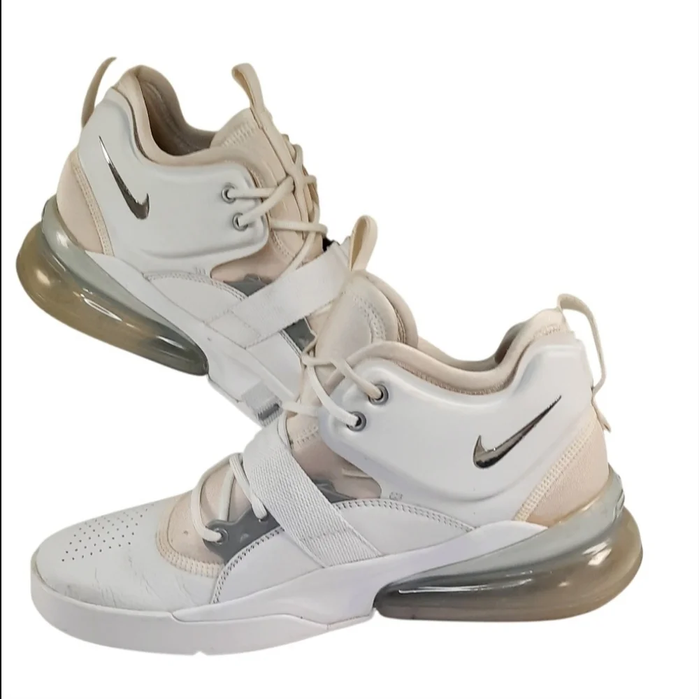 Nike Air Force 270 Men's Sneakers White/ Metallic Silver AH6772 -100 Size 10 - Picture 2 of 5